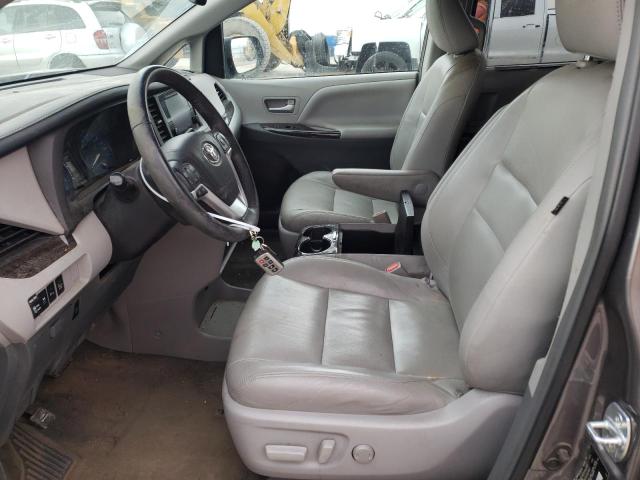Photo 7 from auction – 2017 TOYOTA SIENNA XLE with VIN 5TDYZ3DC2HS861915