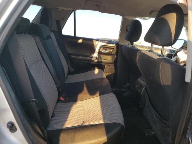 Photo 10 from auction – 2015 TOYOTA 4RUNNER SR with VIN JTEBU5JR7F5229922