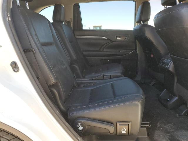 Photo 10 from auction – 2017 TOYOTA HIGHLANDER with VIN 5TDYZRFH1HS220363