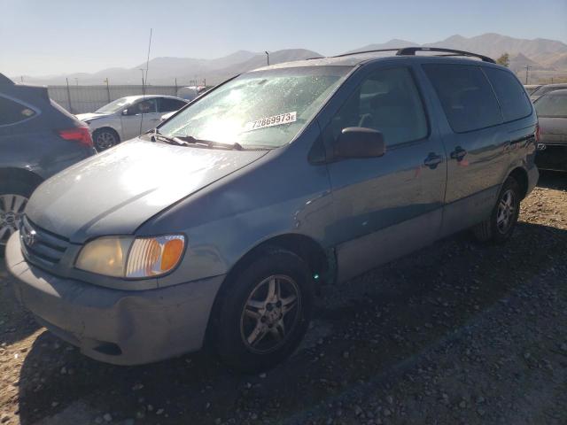 TOYOTA SIENNA CE 2002 with VIN 4T3ZF19C32U485208 - Photo from auction