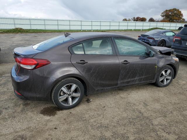 Photo 3 from auction – 2018 KIA FORTE LX with VIN 3KPFL4A70JE166578