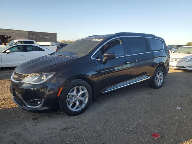 CHRYSLER PACIFICA T 2017 with VIN 2C4RC1BG7HR541353 - Photo from auction