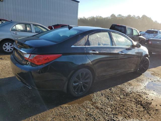 Photo 3 from auction – 2011 HYUNDAI SONATA SE with VIN 5NPEC4AC5BH136577