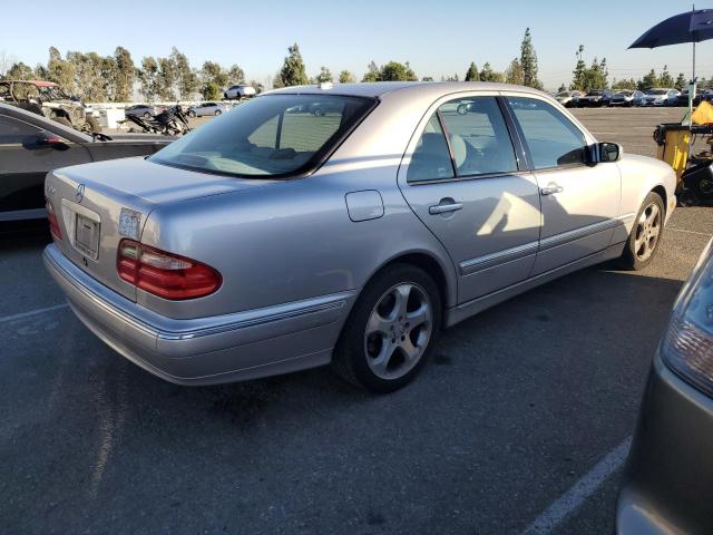 Zdjęcie 3 z aukcji – 2002 MERCEDES-BENZ E 320 z VIN WDBJF65J62B473415