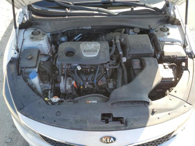 Photo 11 from auction – 2016 KIA OPTIMA LX with VIN 5XXGT4L12GG076359