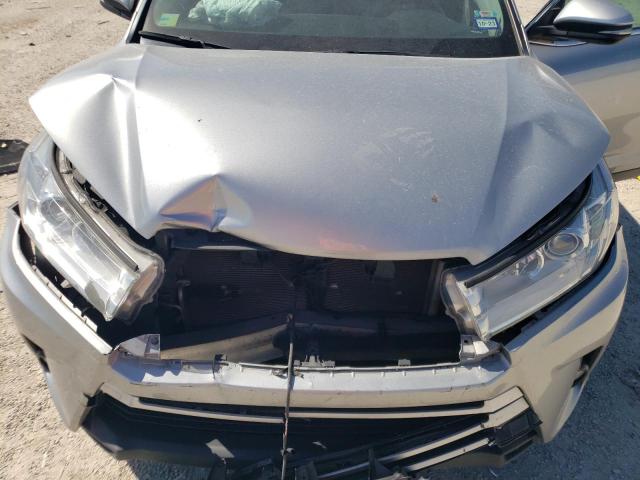 Photo 12 from auction – 2019 TOYOTA HIGHLANDER with VIN 5TDZZRFH8KS365931