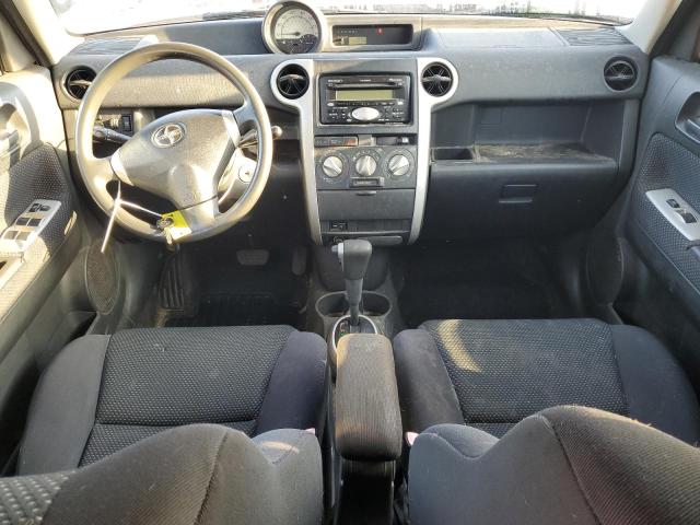 Photo 8 from auction – 2005 TOYOTA SCION XB with VIN JTLKT324054026992