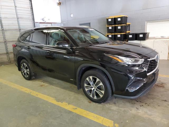 Zdjęcie 4 z aukcji – 2020 TOYOTA HIGHLANDER z VIN 5TDGBRCH6LS507856