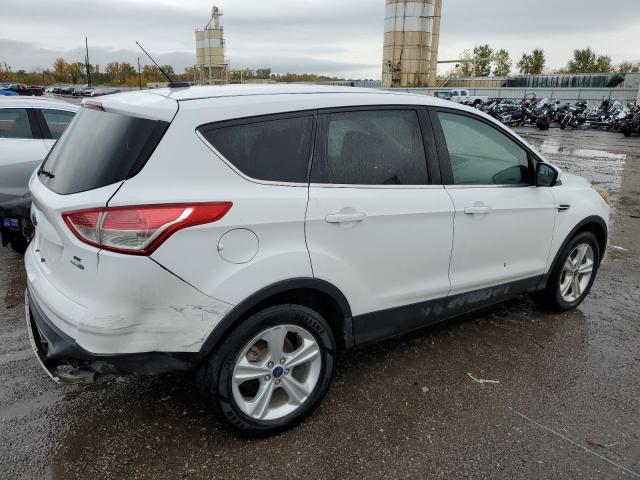 Photo 3 from auction – 2016 FORD ESCAPE SE with VIN 1FMCU9GX2GUA32889