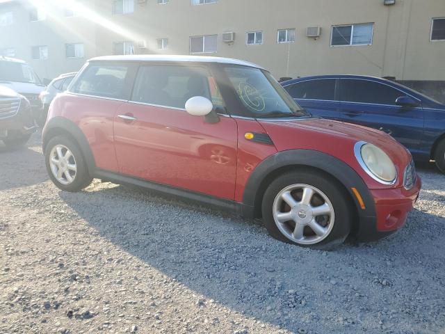 Photo 4 from auction – 2008 MINI COOPER with VIN WMWMF33568TT67131