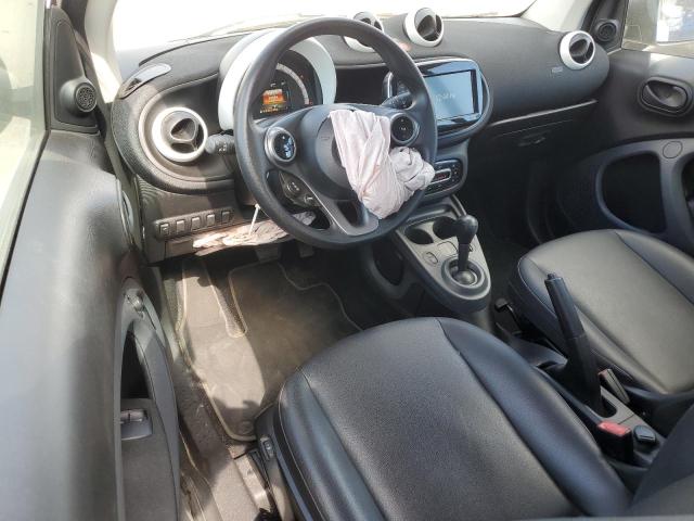 Photo 8 from auction – 2017 SMART FORTWO with VIN WMEFJ5DA5HK169407