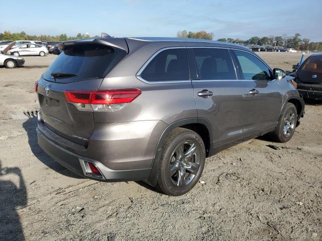 Photo 3 from auction – 2017 TOYOTA HIGHLANDER with VIN 5TDDZRFH2HS405388
