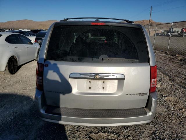 Photo 6 from auction – 2010 CHRYSLER TOWN & COU with VIN 2A4RR5D12AR153400