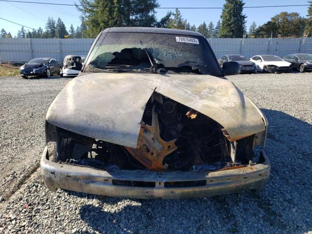 Photo 5 from auction – 2001 CHEVROLET silverado with VIN 1GCEC14WX1Z153760