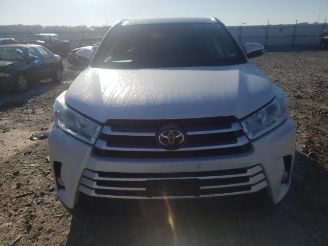 Photo 5 from auction – 2018 TOYOTA HIGHLANDER with VIN 5TDJZRFH4JS828918