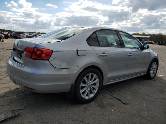 Photo 3 from auction – 2013 VOLKSWAGEN JETTA BASE with VIN 3VW2K7AJ1DM367525