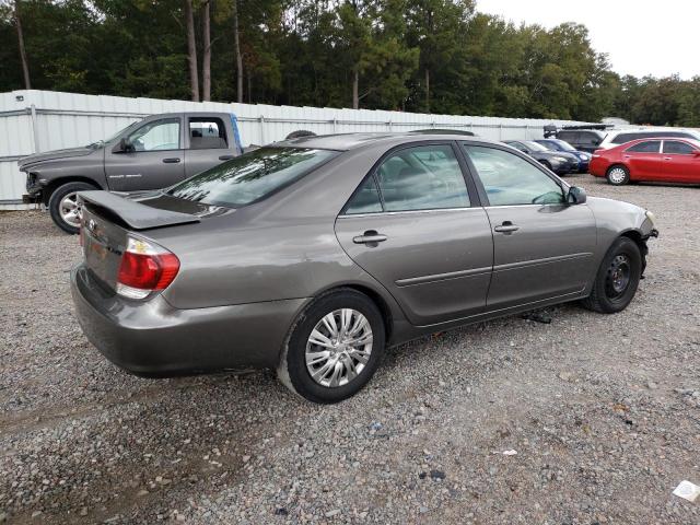 Photo 3 from auction – 2005 TOYOTA CAMRY LE with VIN 4T1BE32K95U990846