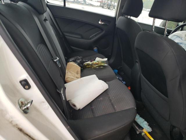 Photo 10 from auction – 2016 KIA FORTE LX with VIN KNAFX4A61G5612671