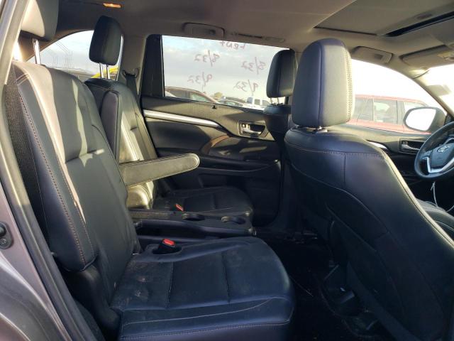 Photo 11 from auction – 2016 TOYOTA HIGHLANDER with VIN 5TDJKRFH5GS274320