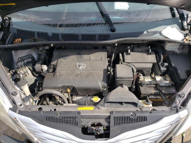 Photo 12 from auction – 2011 TOYOTA SIENNA XLE with VIN 5TDYK3DC0BS062968