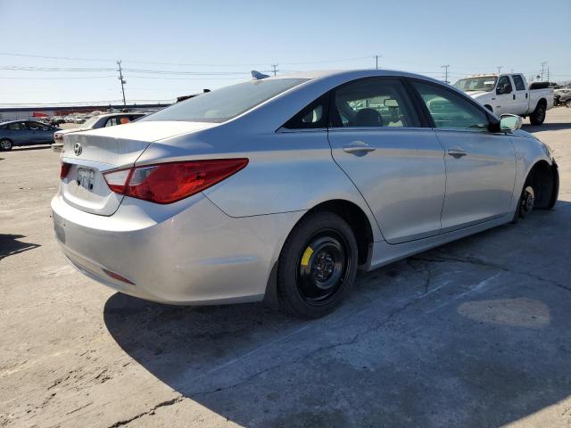 Photo 3 from auction – 2013 HYUNDAI SONATA GLS with VIN 5NPEB4AC3DH726153