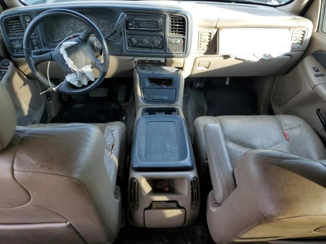 Photo 8 from auction – 2002 CHEVROLET AVALANCHE with VIN 3GNEK13T22G241429