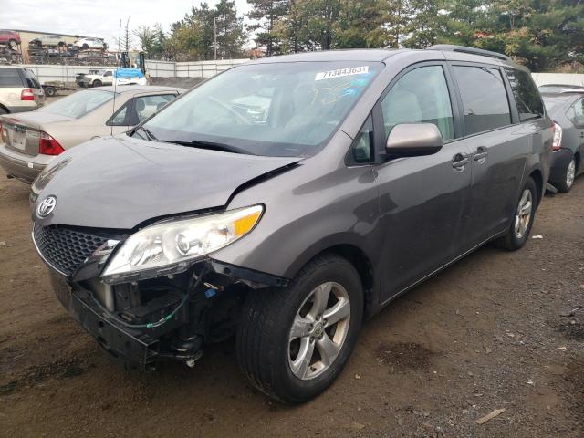 Photo 1 from auction – 2013 TOYOTA SIENNA LE with VIN 5TDKK3DC1DS326451