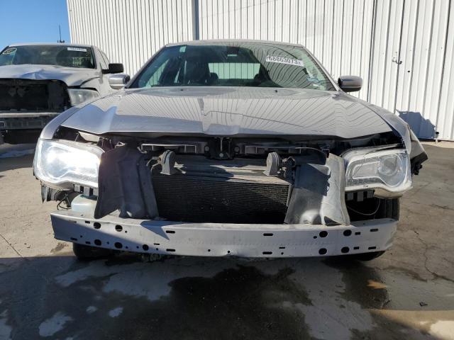 Photo 5 from auction – 2015 CHRYSLER 300 LIMITE with VIN 2C3CCAAG4FH864306