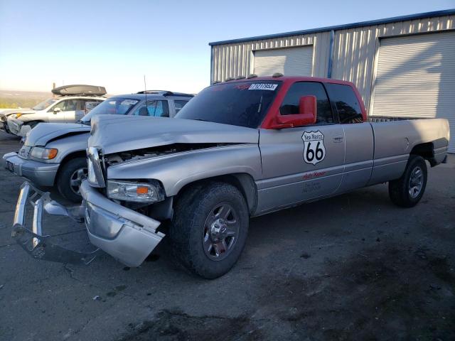 DODGE RAM 2500 C 1998 with VIN 3B7KC22W9WG186445 - Photo from auction