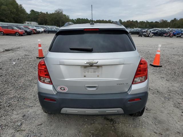 Photo 6 from auction – 2015 CHEVROLET TRAX 1LT with VIN 3GNCJLSB0FL238217
