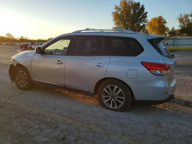 Photo 2 from auction – 2015 NISSAN PATHFINDER with VIN 5N1AR2MM2FC692056