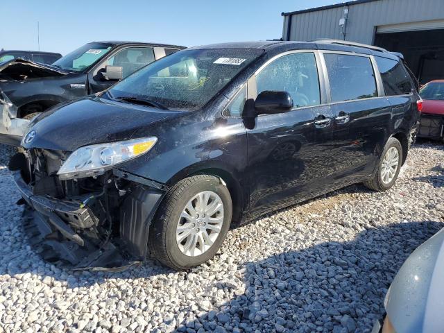 TOYOTA SIENNA XLE 2017 with VIN 5TDYZ3DC8HS873339 - Photo from auction
