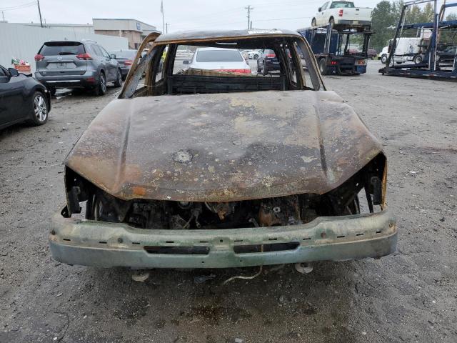 Photo 5 from auction – 2004 CHEVROLET SILVERADO with VIN 1GCGK23UX4F169688