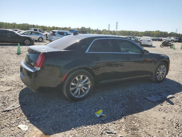 Photo 3 from auction – 2018 CHRYSLER 300 TOURIN with VIN 2C3CCARG2JH302420