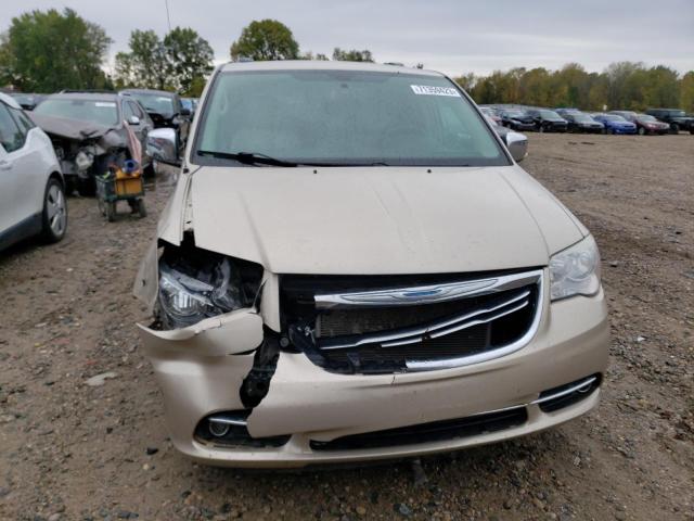 Photo 5 from auction – 2013 CHRYSLER TOWN & COU with VIN 2C4RC1CG5DR615913