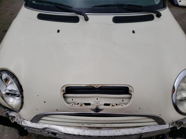 Photo 11 from auction – 2006 MINI COOPER S with VIN WMWRE33556TJ33682