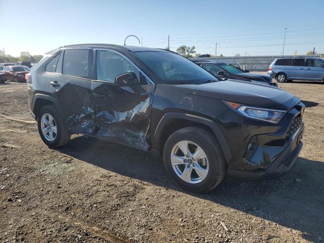 Photo 4 from auction – 2021 TOYOTA RAV4 XLE with VIN 2T3W1RFV8MC086398