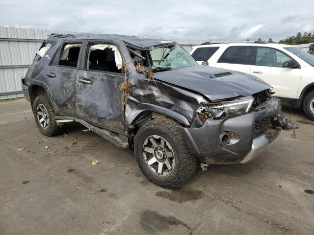 Photo 4 from auction – 2019 TOYOTA 4RUNNER SR with VIN JTEBU5JR0K5631159