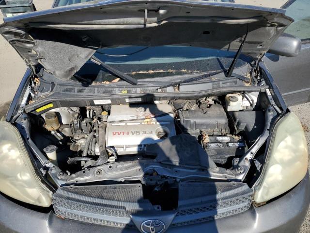 Photo 12 from auction – 2004 TOYOTA SIENNA XLE with VIN 5TDZA22C64S103997