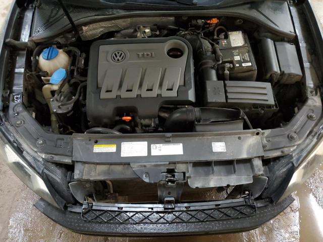 Photo 11 from auction – 2013 VOLKSWAGEN PASSAT SE with VIN 1VWBN7A33DC137639