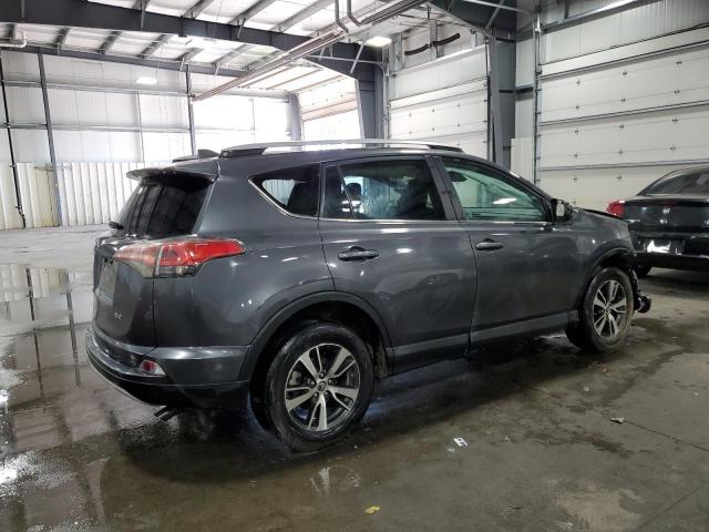 Photo 3 from auction – 2017 TOYOTA RAV4 XLE with VIN 2T3RFREV0HW613628
