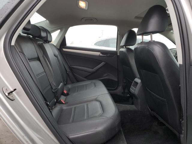 Photo 10 from auction – 2012 VOLKSWAGEN PASSAT SE with VIN 1VWBP7A33CC008244