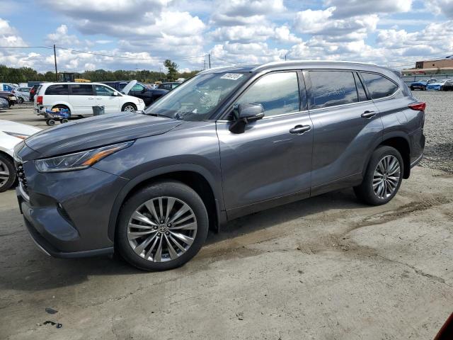 TOYOTA HIGHLANDER 2020 with VIN 5TDFZRBH3LS048942 - Photo from auction