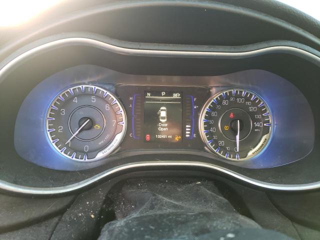 Photo 9 from auction – 2015 CHRYSLER 200 LIMITE with VIN 1C3CCCAB4FN673539