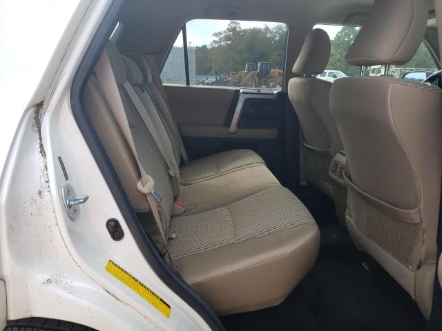 Photo 11 from auction – 2010 TOYOTA 4RUNNER SR with VIN JTEBU5JR5A5003175