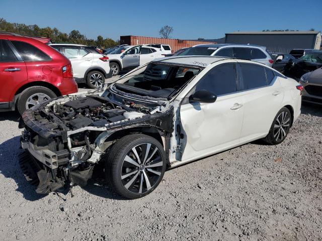 NISSAN ALTIMA SR 2019 with VIN 1N4BL4CV7KC203084 - Photo from auction