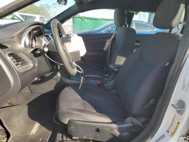 صورة رقم 7 من المزاد - 2014 CHRYSLER 200 LX مع VIN 1C3CCBAB6EN204560