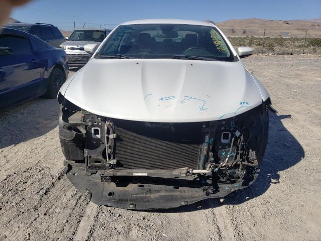 Photo 5 from auction – 2016 CHRYSLER 200 LIMITE with VIN 1C3CCCAB5GN188599