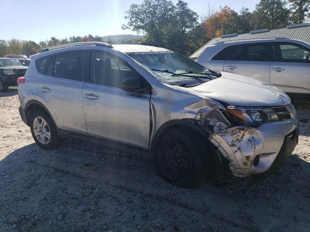 Photo 4 from auction – 2015 TOYOTA RAV4 LE with VIN JTMBFREV6FJ034253