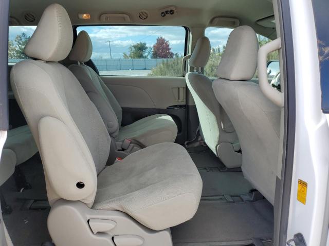 Photo 11 from auction – 2014 TOYOTA SIENNA with VIN 5TDZK3DC7ES497477